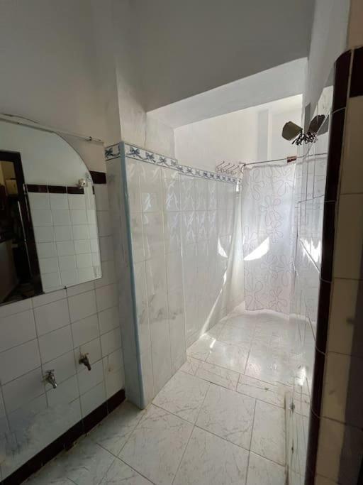 Mehek Apartment อซิลาห์ ภายนอก รูปภาพ